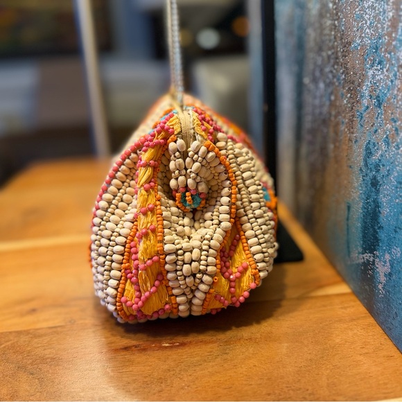 Boho Style Beaded Clutch with Chain Strap Multicolor: NWT’s - Picture 6 of 13